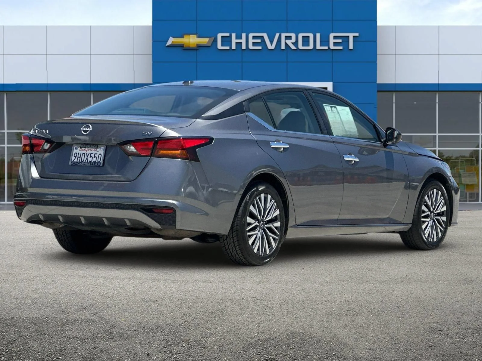 Used 2024  Nissan 2.5 SV image 4