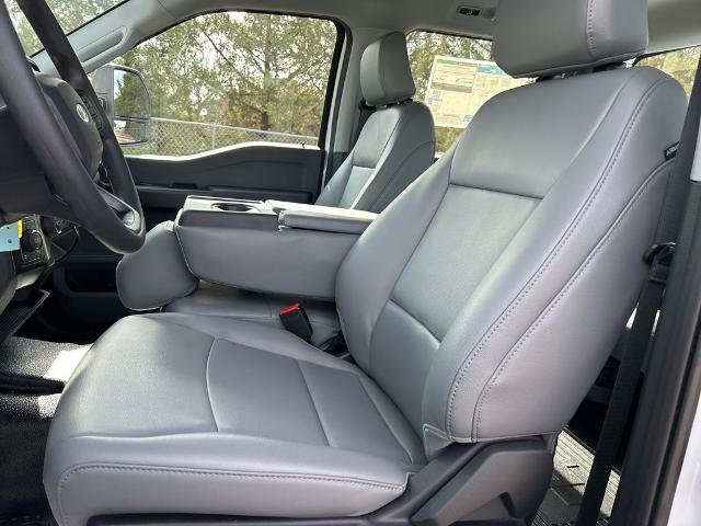 New 2026 Oxford White Ford XL image 60