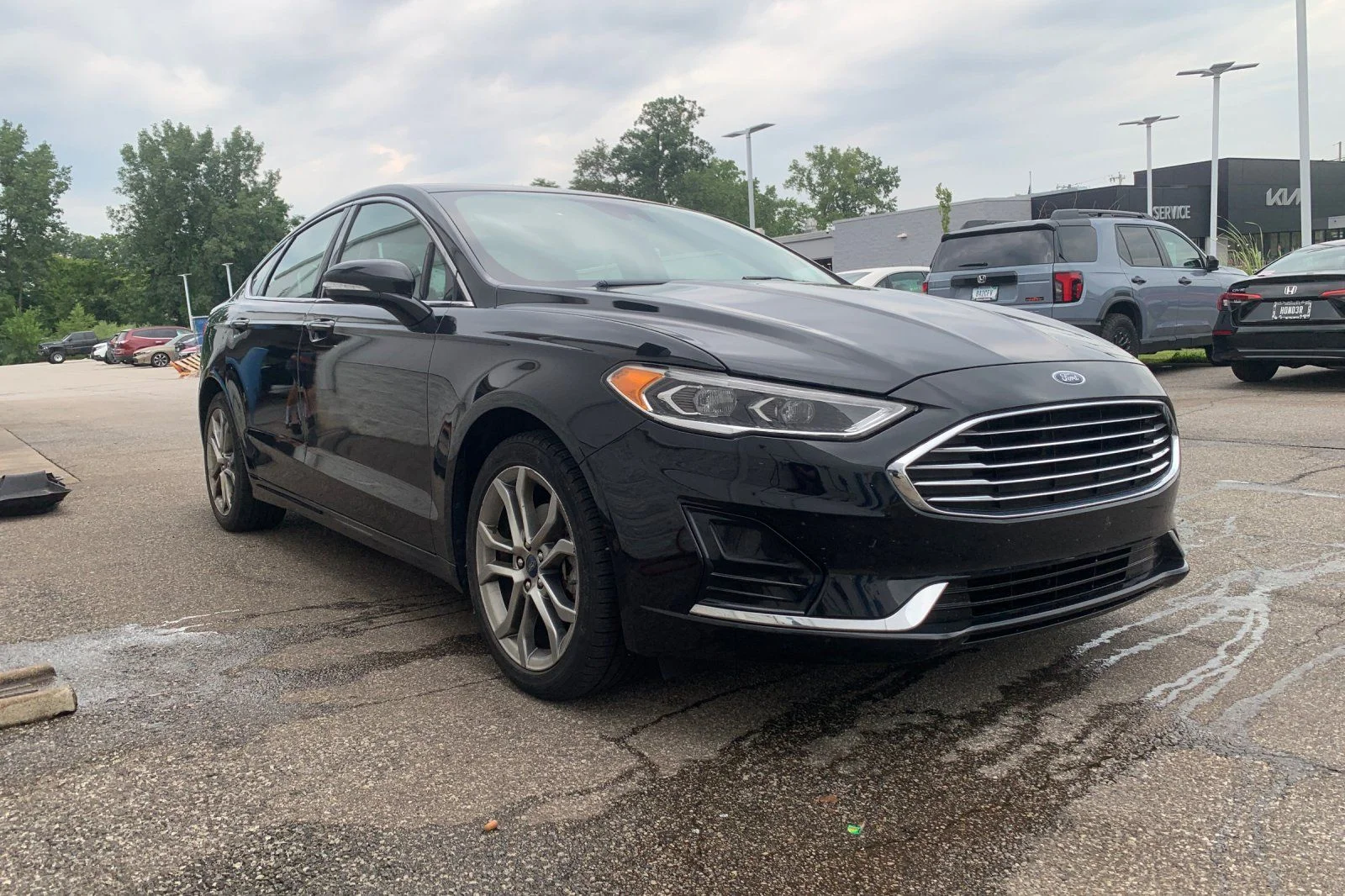 Used 2019 Black Ford SEL image 7