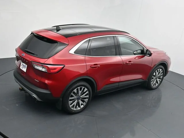 Used 2022 Red Ford Titanium image 26