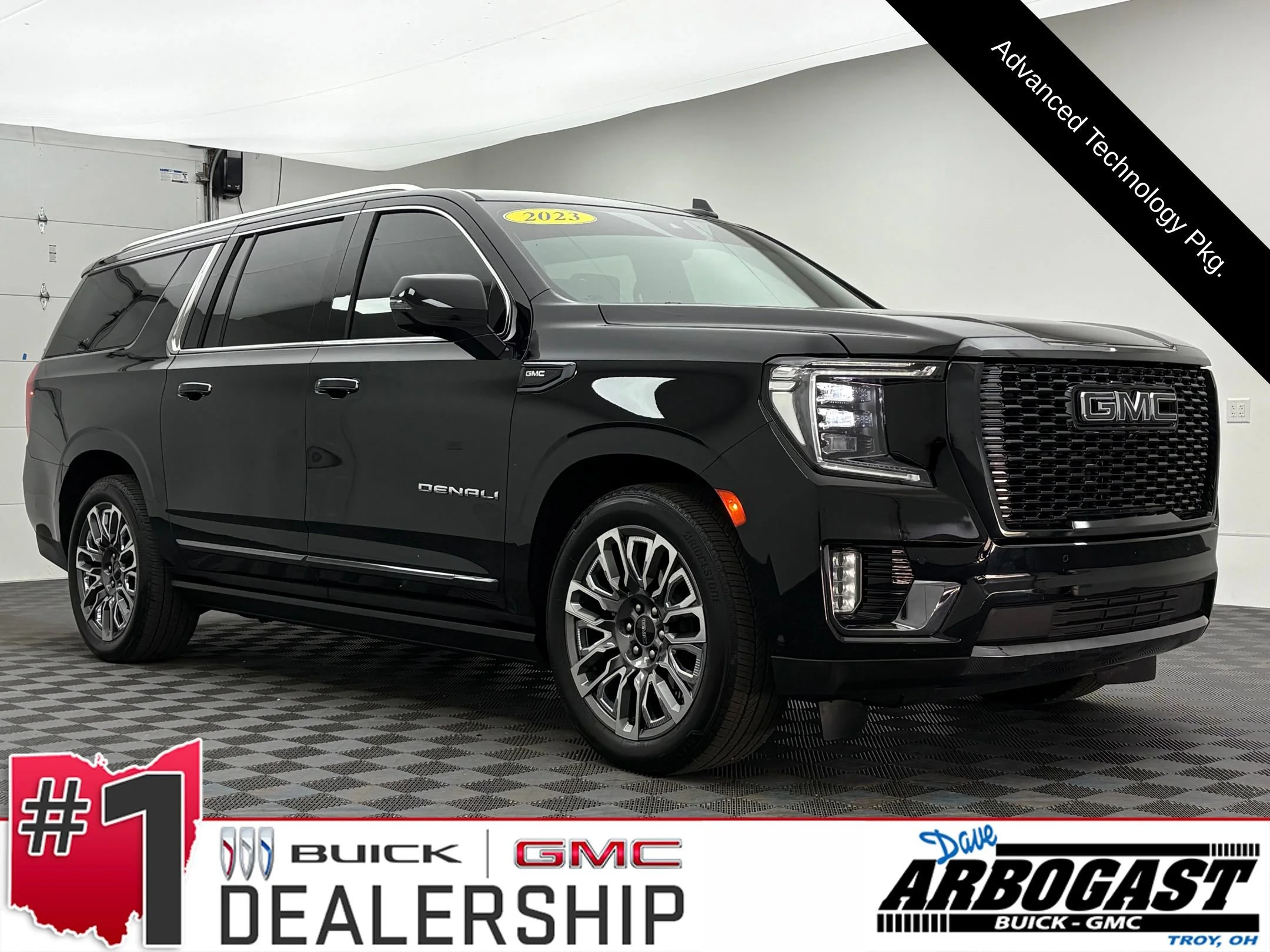 Used 2023 Onyx Black GMC Denali Ultimate image 1