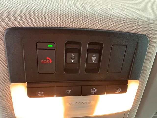 Used 2021 Gray Nissan SL image 24