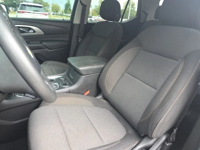 Used 2021 Black Chevrolet LS image 5