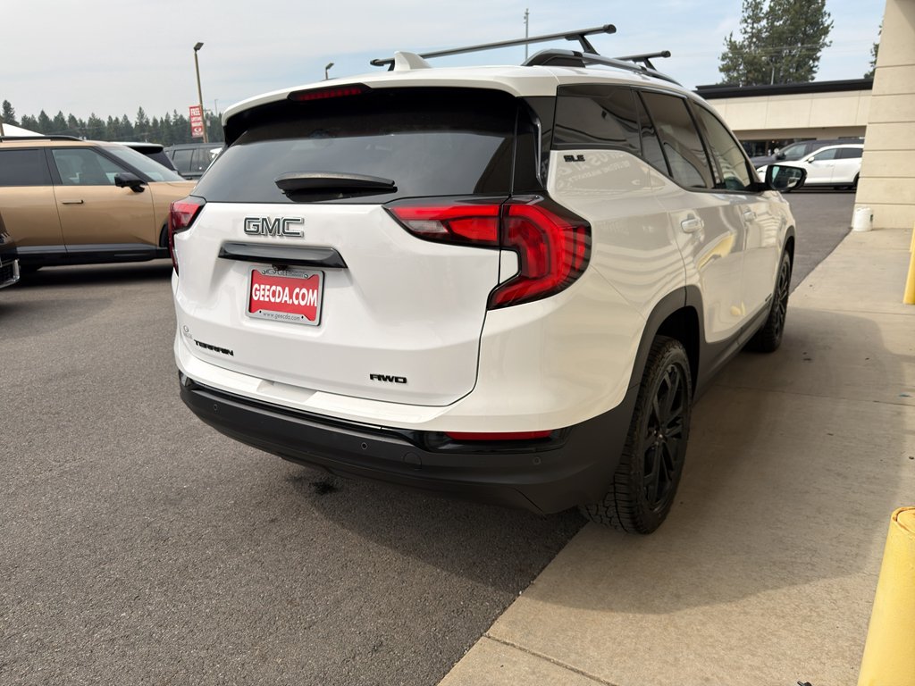 Used 2020 Summit White GMC SLE image 4