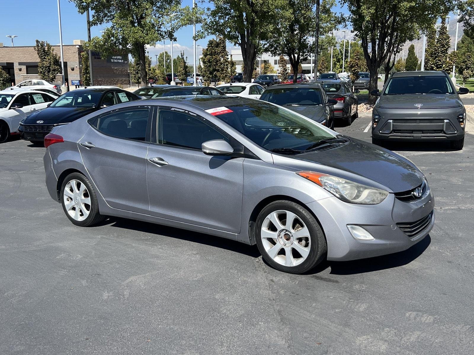 Used 2013 Titanium Gray Metallic Hyundai Limited image 16
