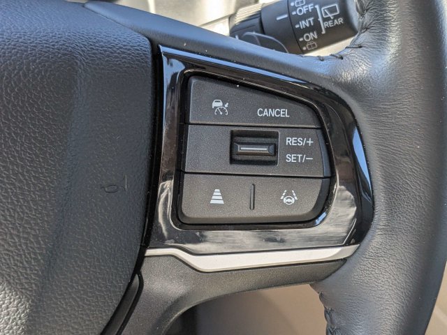 Used 2026 White Honda EX-L image 27