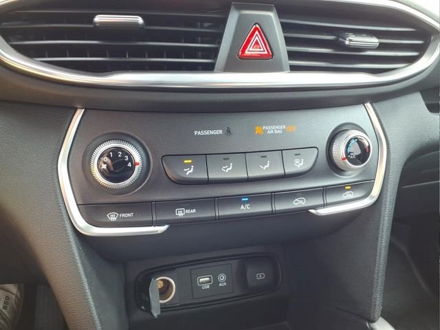 2020 Hyundai Santa Fe SE - Photo 23