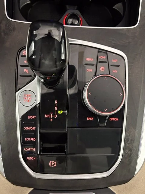 Used 2022 Jet Black BMW sDrive40i image 23