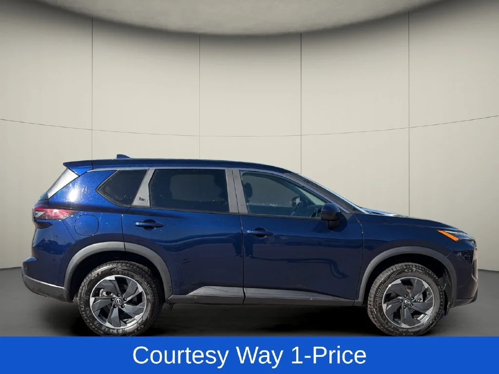 Used 2025 Blue Nissan SV image 11