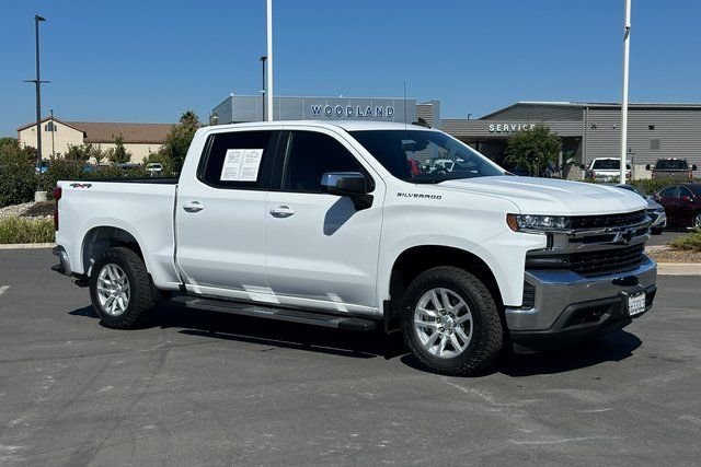 Used 2022 White Chevrolet LT image 2