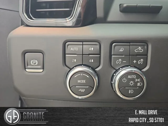 New 2026 Summit White GMC AT4 image 33