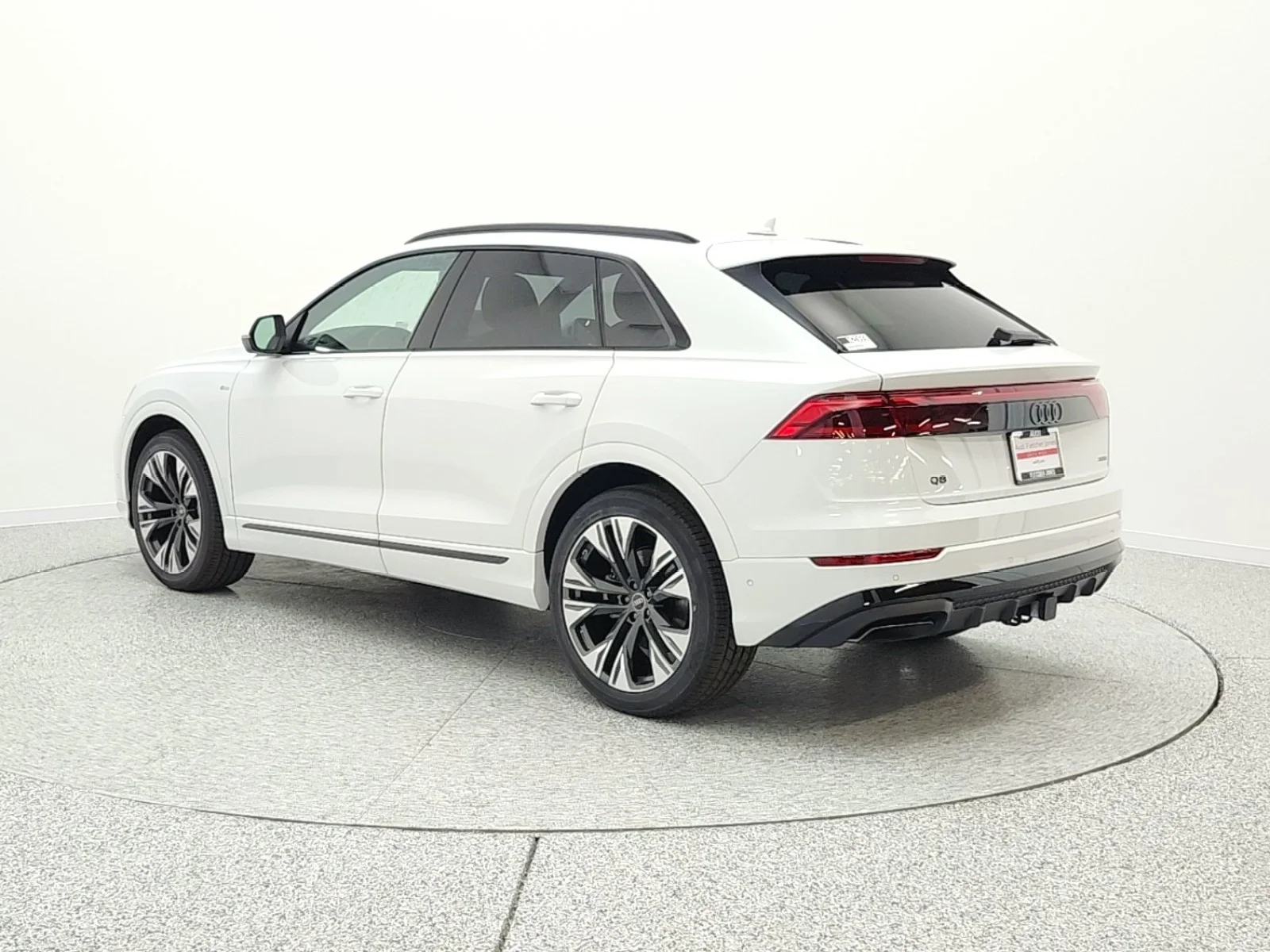 2026 Audi Q8 Prestige - Photo 7