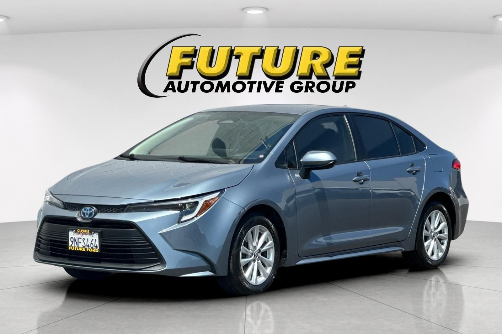 Used 2024  Toyota LE image 7