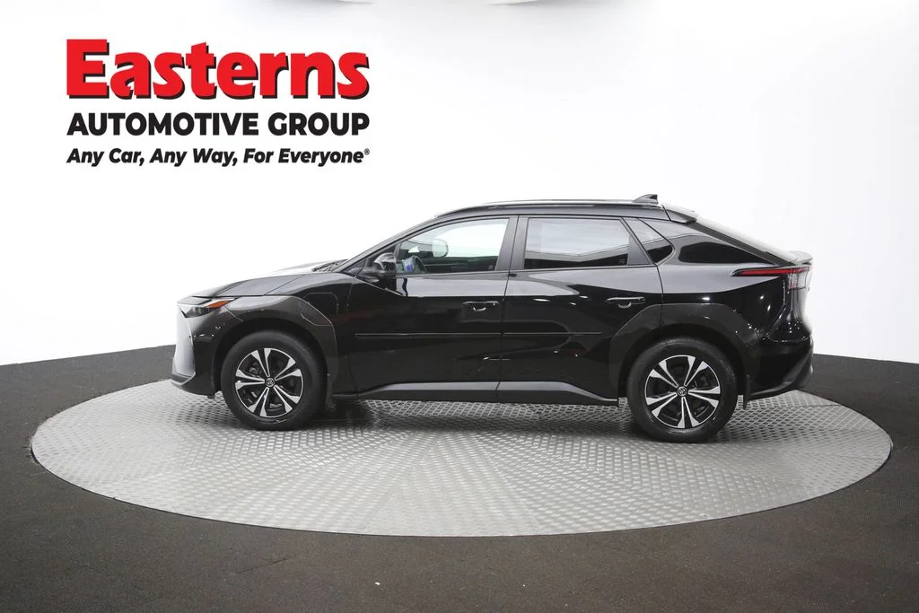 Used 2023 Black Toyota XLE image 60