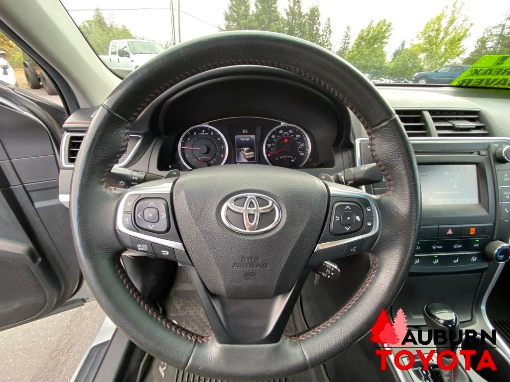 Used 2015 Celestial Silver Metallic Toyota SE image 32