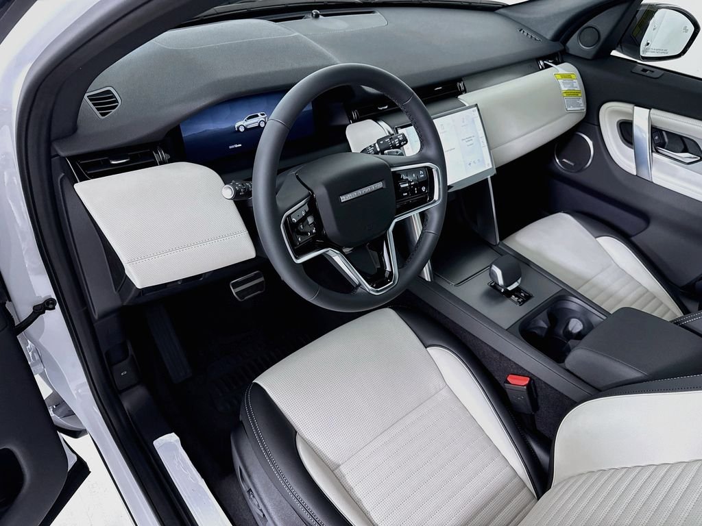 New 2026 Fuji White Land Rover Landmark image 10
