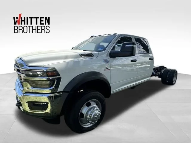 2026 RAM 5500 Big Horn 4X4 Crew Cab DRW 197" WB's photo