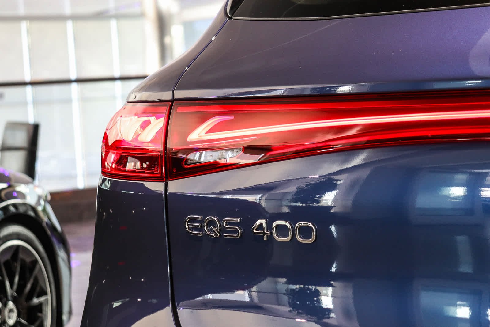 New 2027 Twilight Blue Metallic Mercedes-Benz EQS 400 image 10