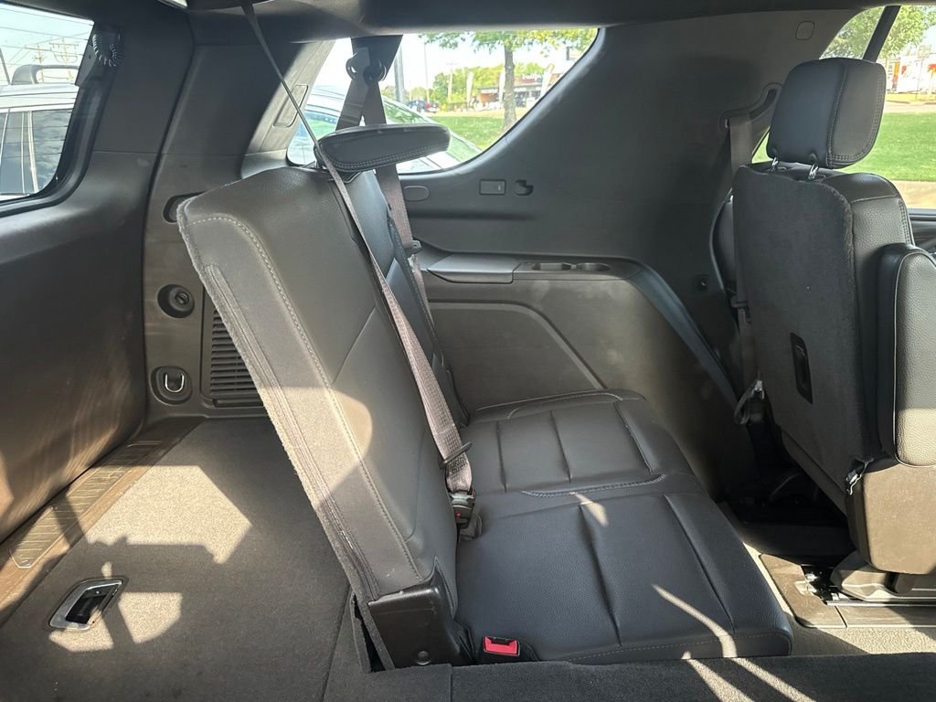 Used 2021 Green GMC Denali image 12