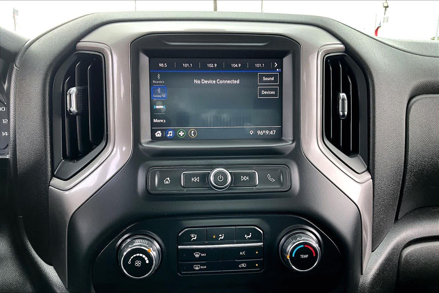 Used 2021 NORTHSKY BLUE METALLIC Chevrolet Custom image 34