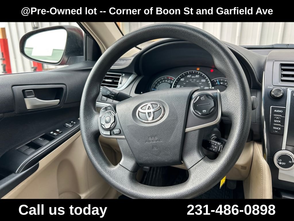 Used 2012 Red Toyota LE image 20