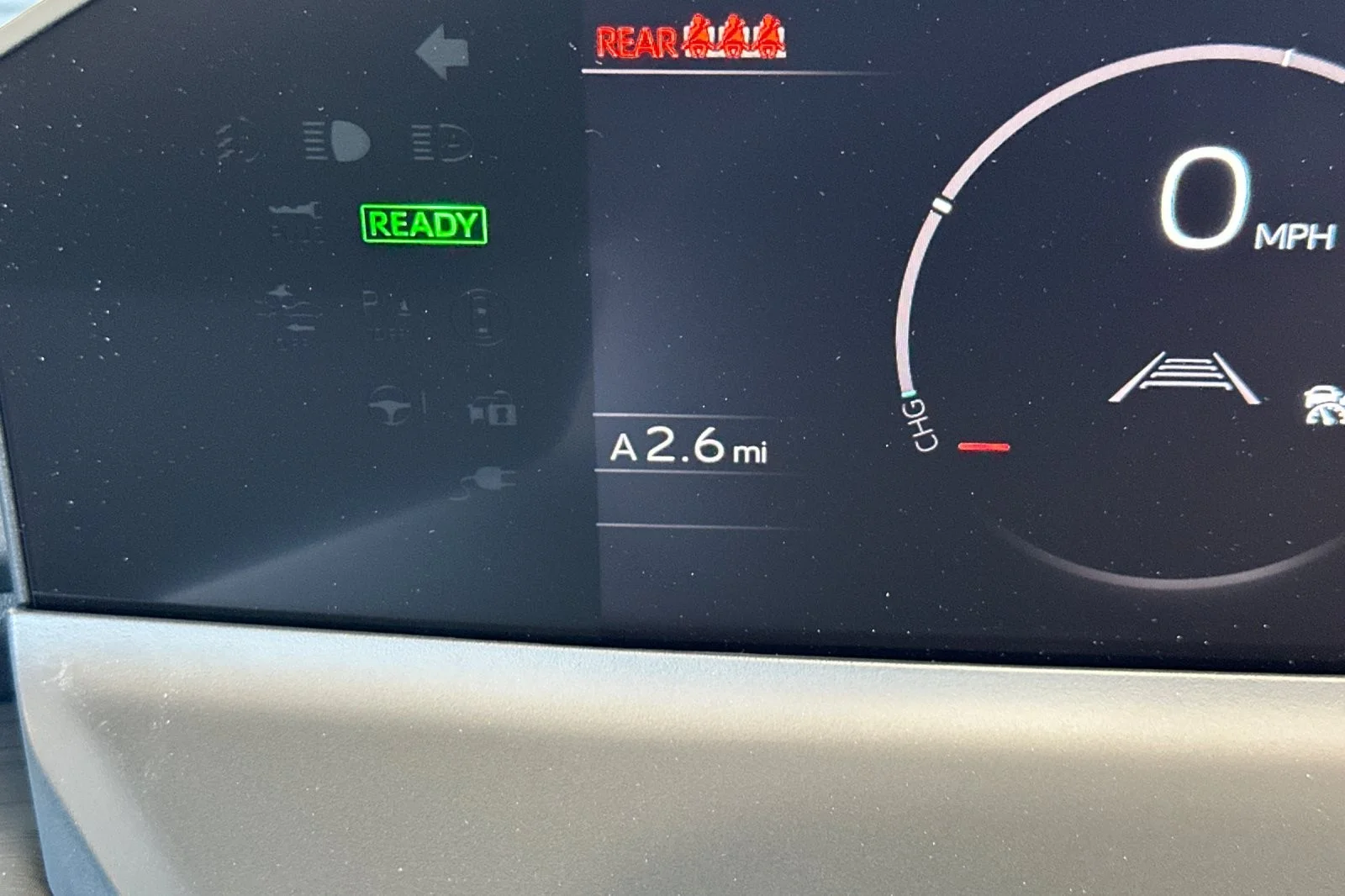 New 2026 Wind Chill Pearl <sup>1</sup> Toyota  SE image 24