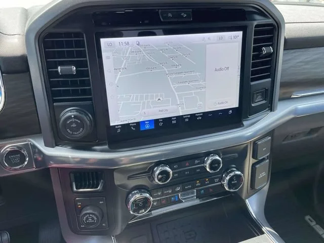 New 2026 Oxford White Ford Lariat image 19