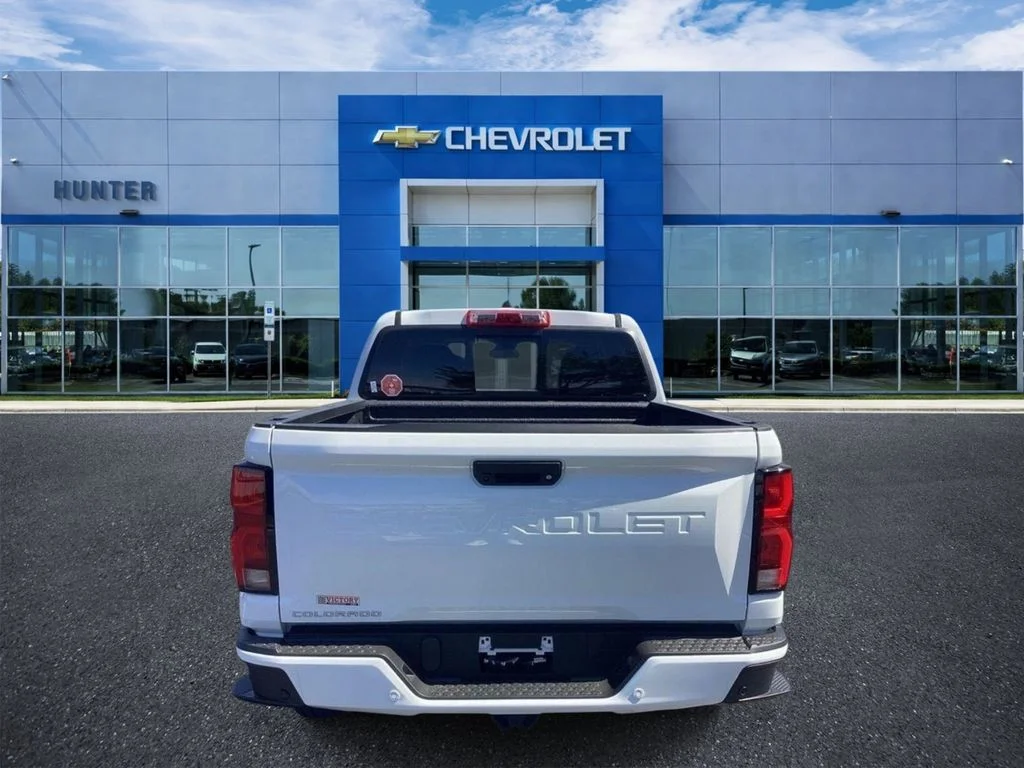 New 2026 Summit White Chevrolet LT image 3