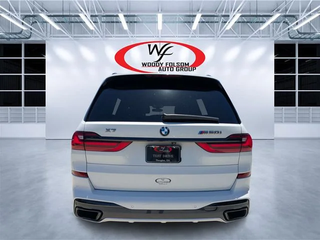 Used 2021 White BMW M50i image 4