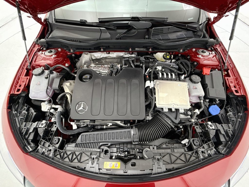 New 2027 MANUFAKTUR Patagonia Red Mercedes-Benz CLA 220 image 28
