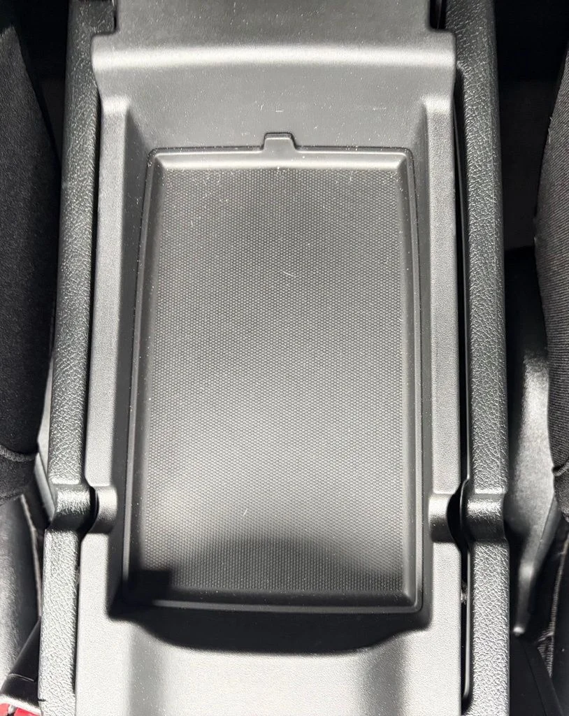 Used 2022 Black Jeep Latitude Lux image 10