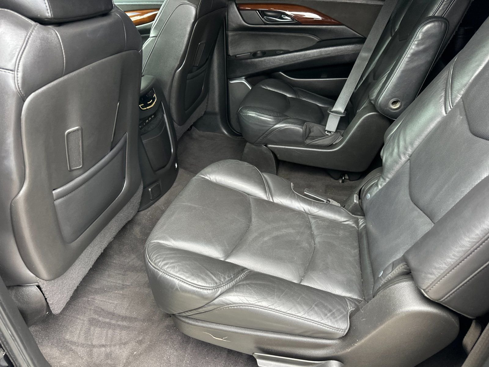 Used 2020 Black Raven Cadillac Luxury image 11