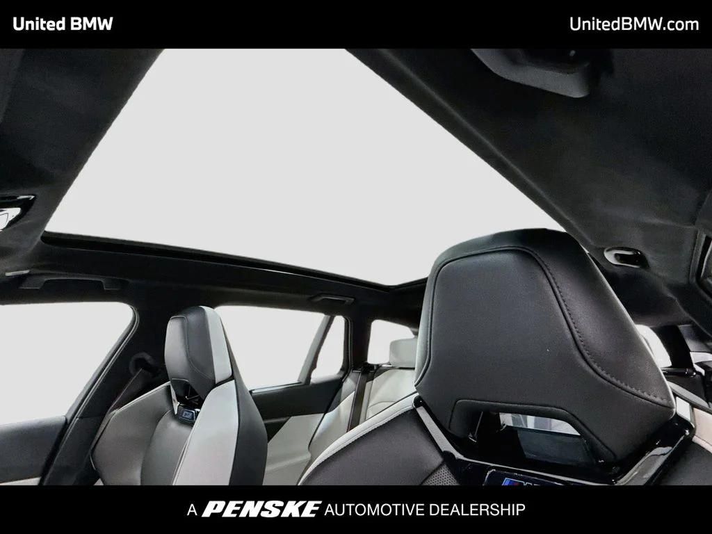 New 2027 Carbon Black Metallic BMW TOURING image 19