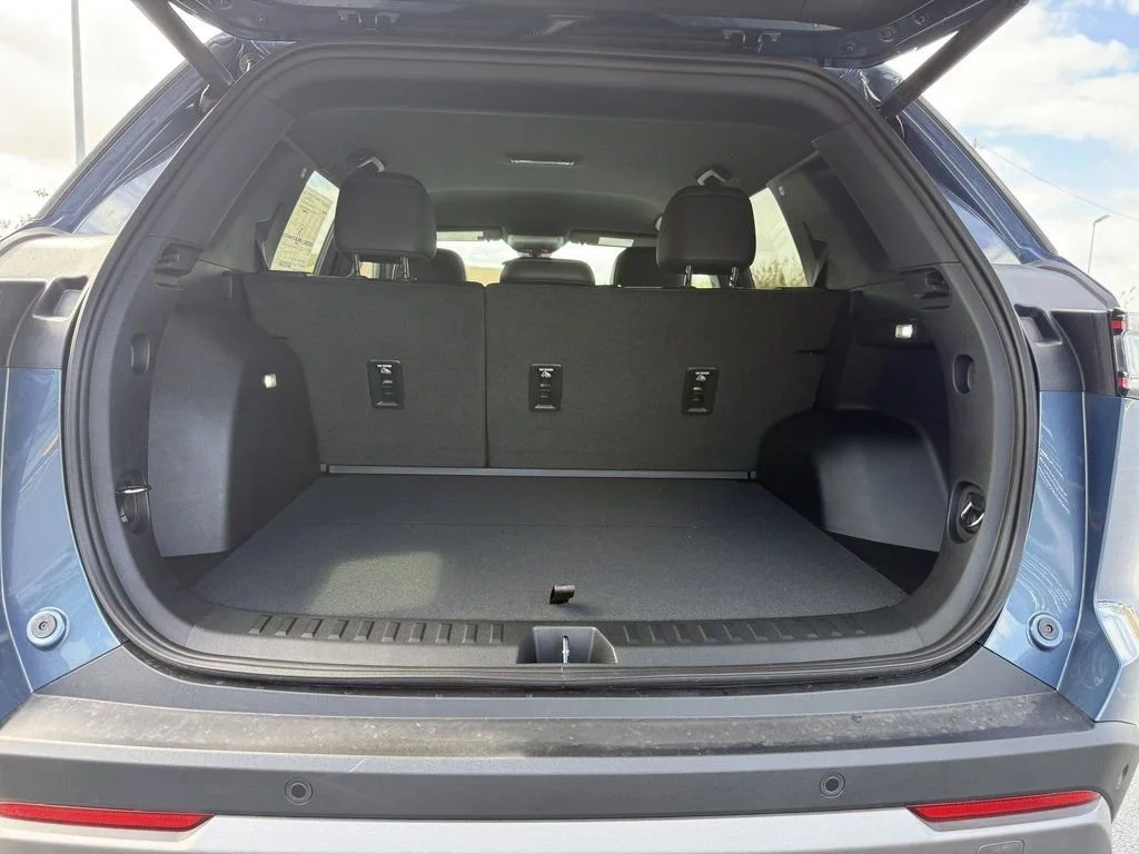 2026 Chevrolet Equinox LT - Photo 11