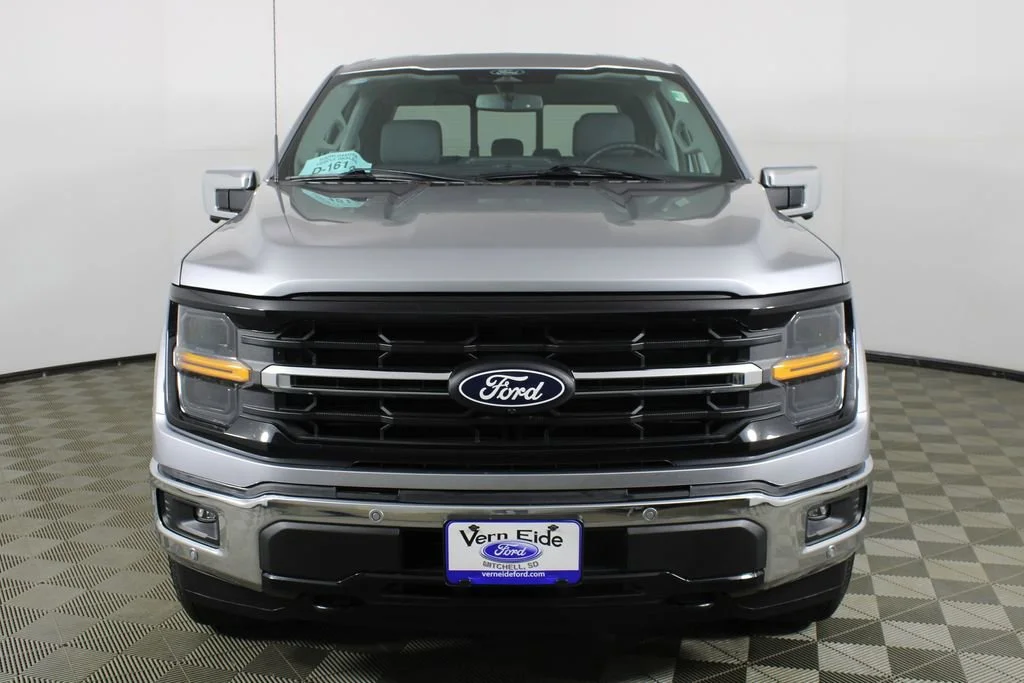 Used 2024 Gray Ford XLT image 2