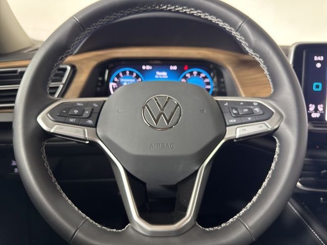New 2026 Mountain Lake Blue Metallic Volkswagen 2.0T SE w/Technology image 20