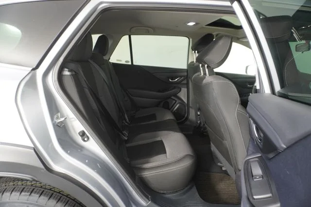 Certified Used 2025 Ice Silver Metallic Subaru Premium image 39