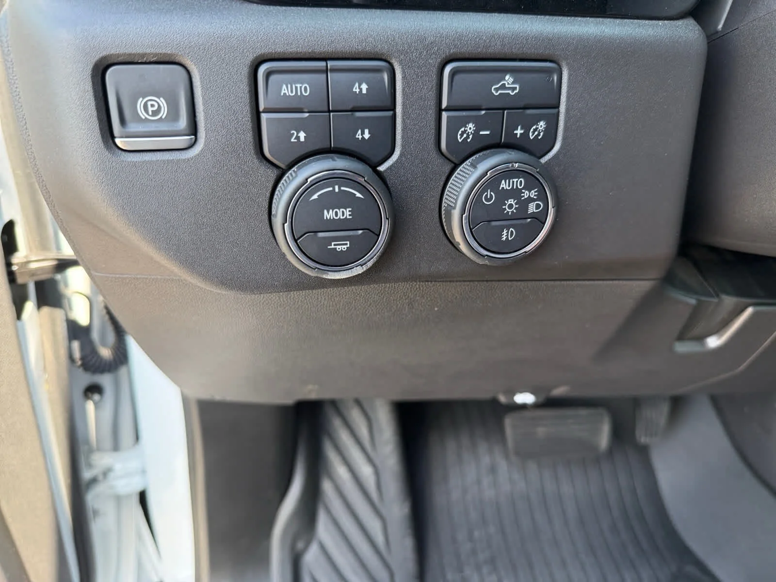2024 Chevrolet Silverado 1500 LT Trail Boss - Photo 25