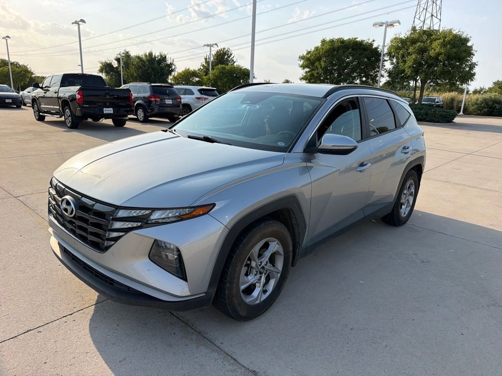 Used 2022 Silver Hyundai SEL image 1