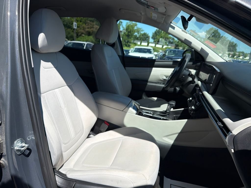 Used 2025 Ecotronic Gray Hyundai SEL image 34
