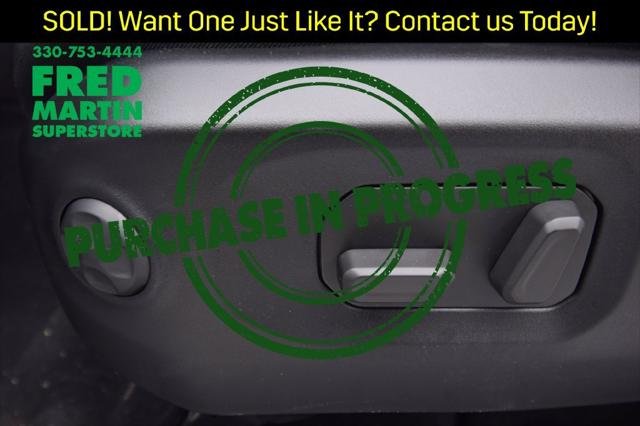 New 2026 Bright White Clear-Coat Exterior Paint Jeep Rubicon X image 33
