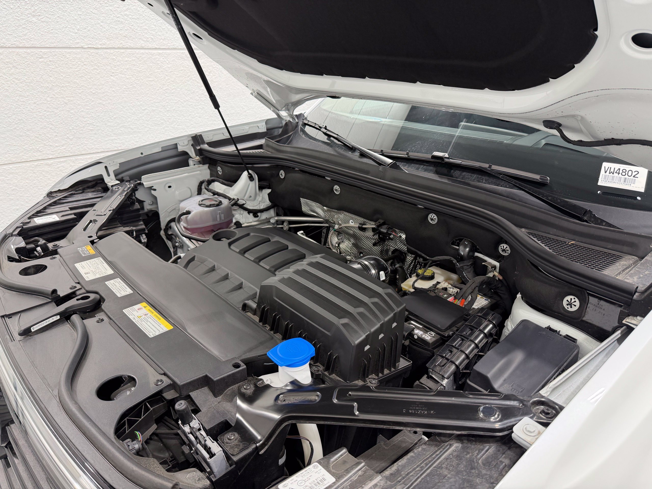 2025 Volkswagen Atlas SEL Premium R-Line - Photo 58