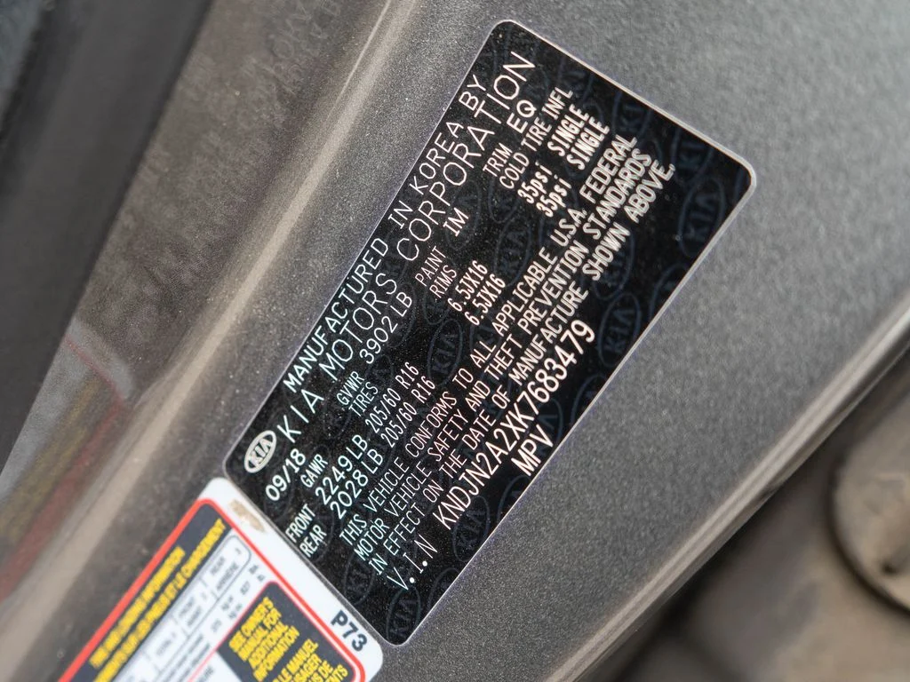 Used 2019 Gray Kia Base image 26