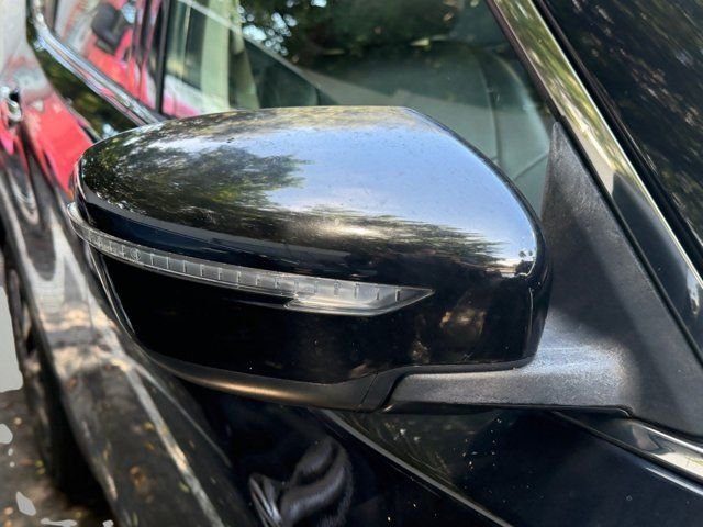 Used 2014 Black Nissan S image 11