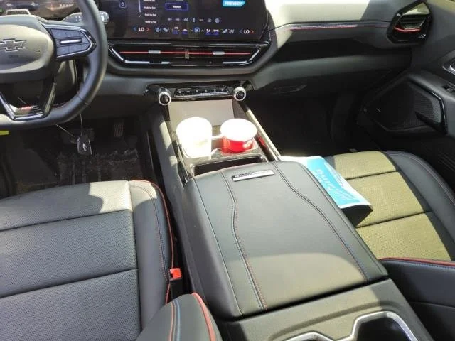 Used 2024 Summit White Chevrolet RST image 3