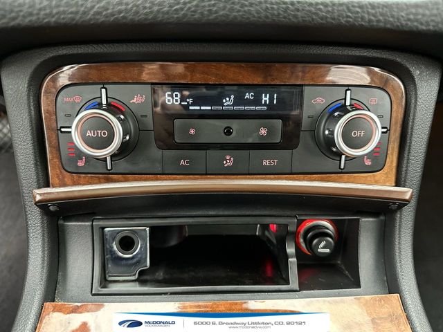Used 2011 Black Volkswagen V6 TDI image 19