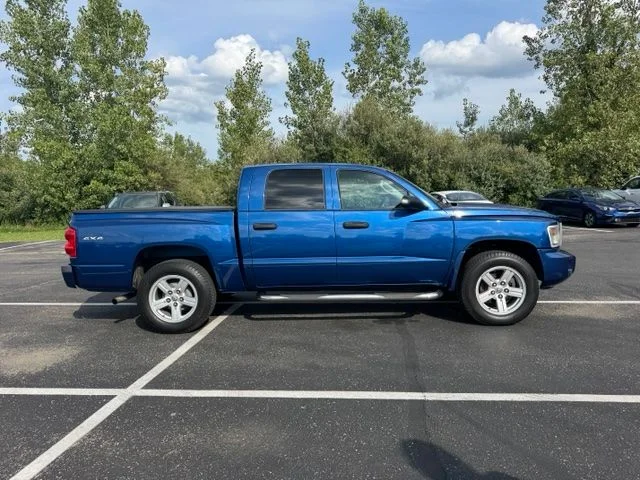 Used 2010 Blue Dodge Big Horn image 4