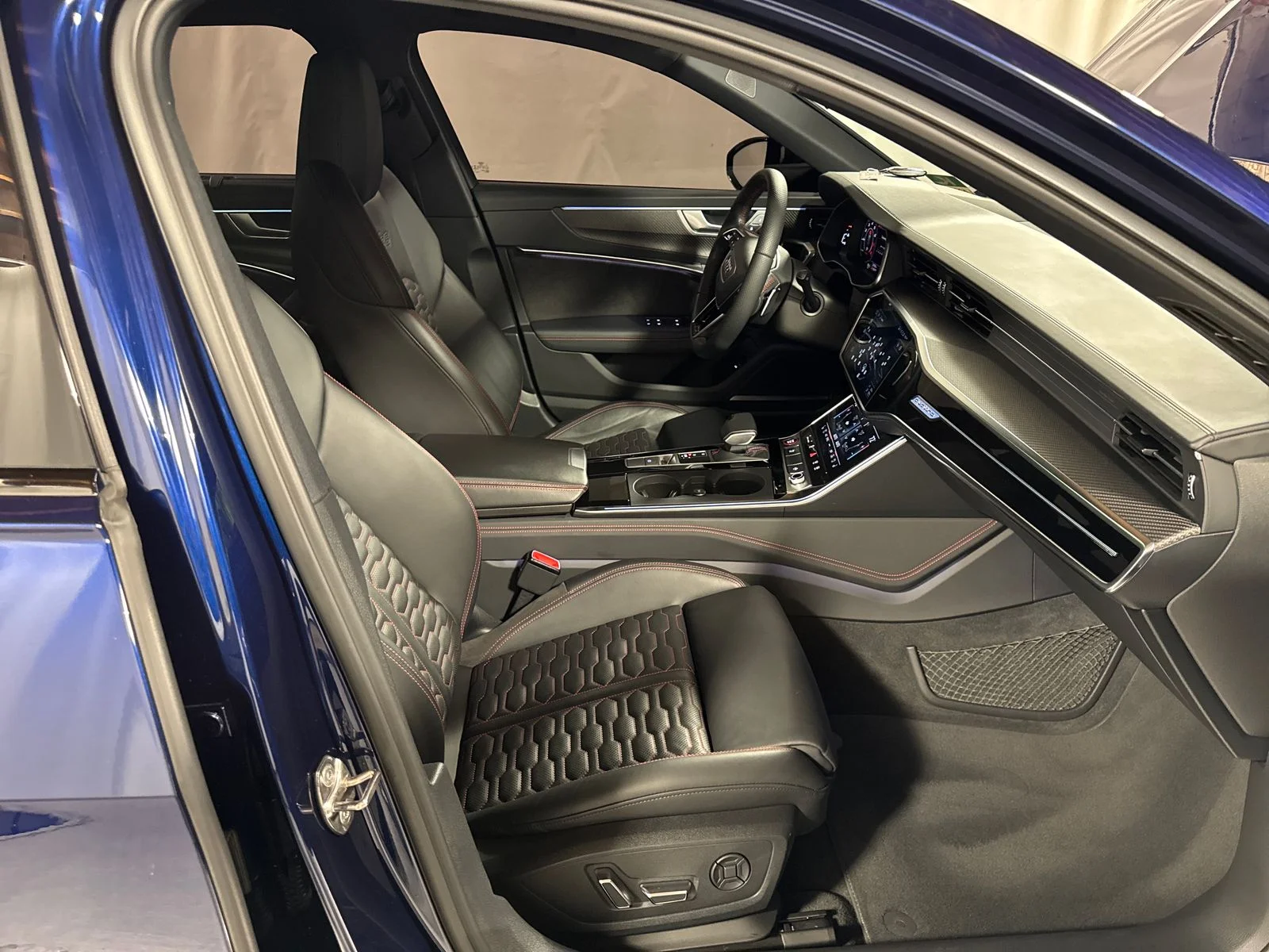 2021 Audi RS 6 Avant Base - Photo 29