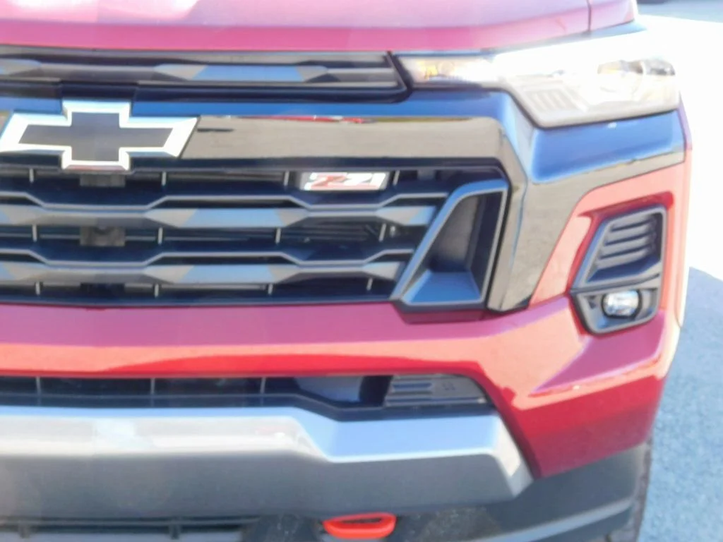 2026 Chevrolet Colorado Z71 - Photo 13