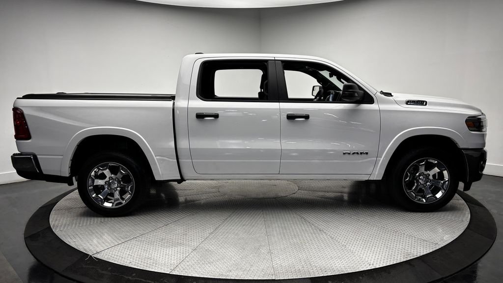 Used 2025 White Ram Big Horn/Lone Star image 44